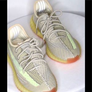 NWOT adidas Yeezy Boost 350 V2 Swan White  2019